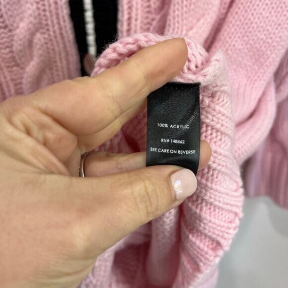 Torrid Pink Cable Knit Cardigan Sweater Size 1-US 14/16 Preppy Varsity Style - Picture 7 of 11